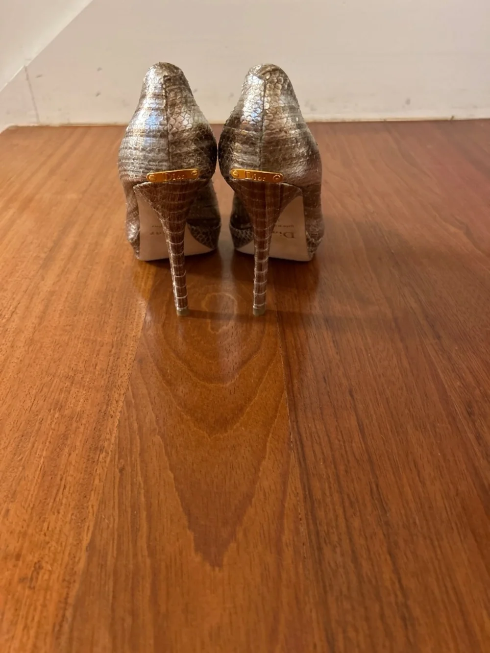 Brand New Dior shoes - Picture 4 of 4